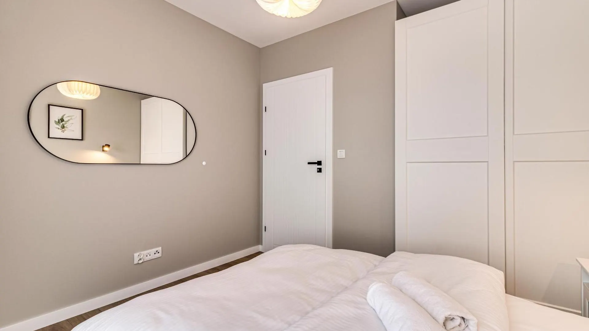 Apartment Rentplanet - Apartamenty Michalczyka Wroclaw Poland